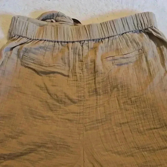 New Directions Shorts - Picture 6 of 6